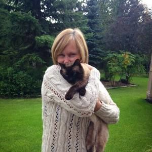 Meet your Posher, Teresa